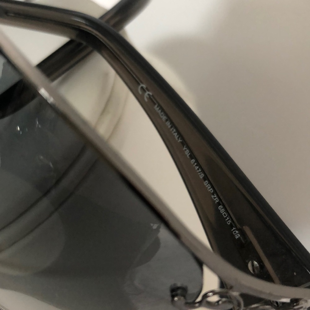 YSL sunglasses - Picture 5 of 7